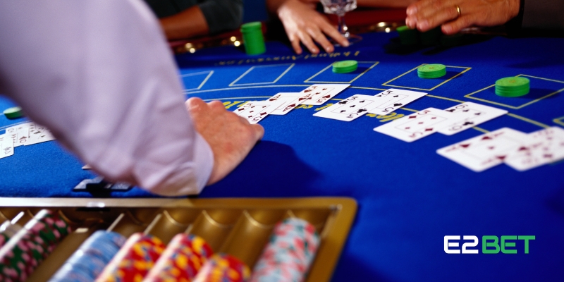 Vì Sao Blackjack Multi Deck E2BET Hấp Dẫn Hơn Phiên Bản Cổ Điển? 4 Chiến thuật chinh phục game bài Blackjack multi deck